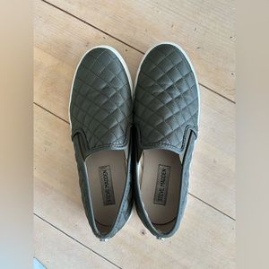 Steve Madden slip on sneakers